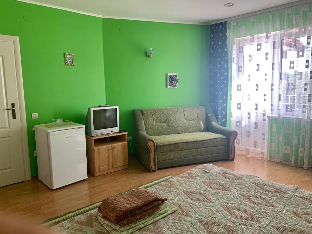 Комфортабельный Коттедж Panzió Szvityaz Kültér fotó